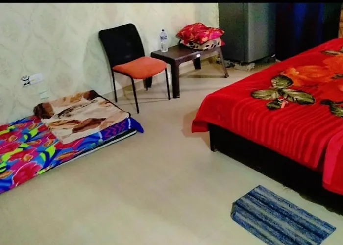 Radhey Rooms